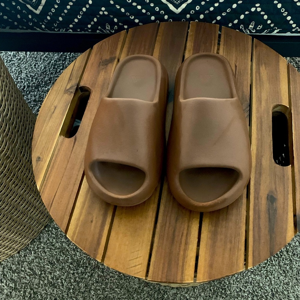 Yeezy Slides